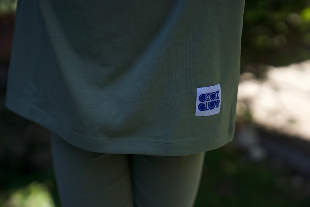 T-SHIRT SEMPLICE OVERSIZE IN COTONE ORGANICO
